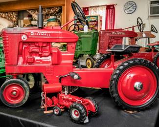 Farmall Toy Farm Tractor