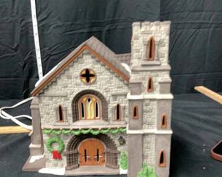 Department 56 Dickens Village Series Whittlesbourne Church