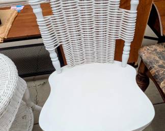 Vintage White Wicker Chair