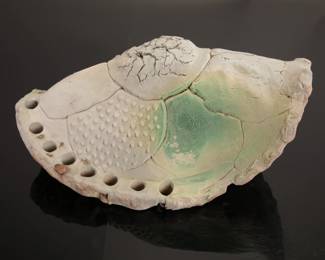 Art pottery sculpture