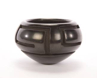 Native American pot