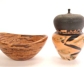 Art pottery & wood bowl