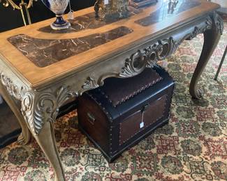 Lovely table showing marble top
