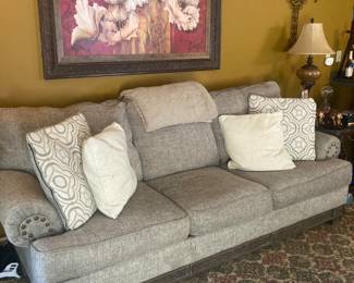 Like new couch and loveseat