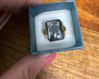 14K Intaglio Ring