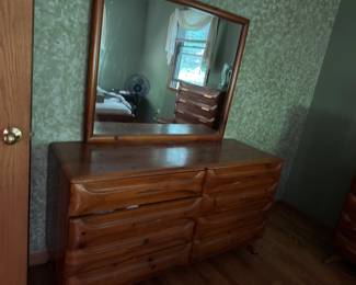 Rare Franklin Shockey pine MCM bedroom suite