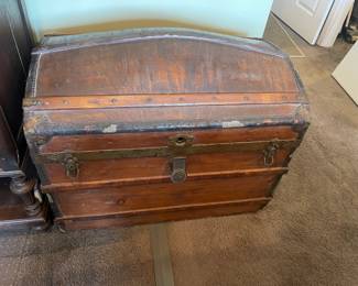 antique hump back trunk 