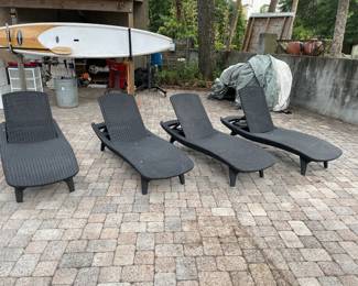 Outdoor chaise lounge chairs 