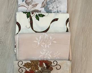 Table runners, table clothes