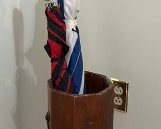 Umbrella stand