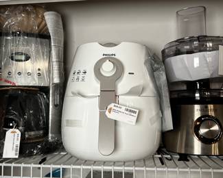 New drip, coffee make Phillips air fryer, Paula Deen food processor/mixer, misc kitchen gadgets