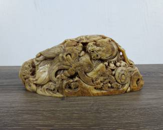 Lot 682: Chinese Shoushan Stone Dragon Statue and Stamp/Seal