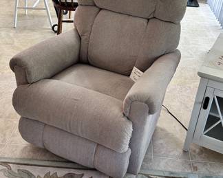 Electric recliner