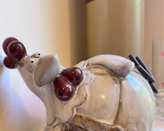 Resting pottery chicken