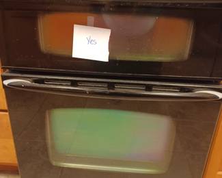 Working electric stove
