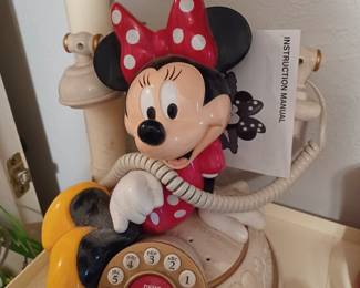 Minnie Mouse phone