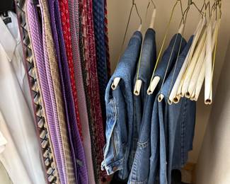 Men' suits, 40S & 40Reg, slacks 32/29-32/30, shirts medium and 15.5/32-33, and medium, shoes & boots size 8-9 medium