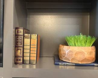 Books & decoration