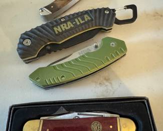 NRA pocket knives