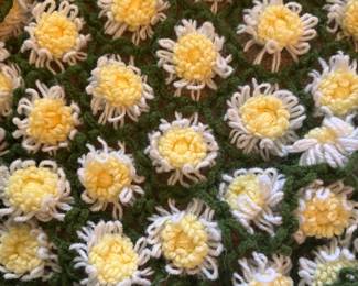 Vintage daisy afghan