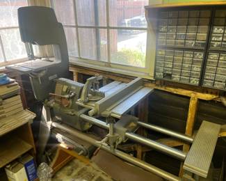 Shopsmith Mark V woodworking machine functions as a table saw, disc sander, drill press, horizontal boring machine, and lathe