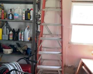 8ft Fiberglass Step Ladder