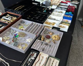 So Much Jewelry!