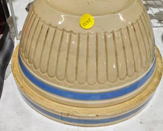 YELLOW WARE #424