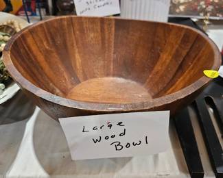 WOODEN BOWL