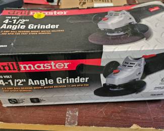 ANGLE GRINDER