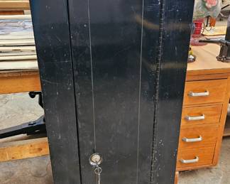 SAFE WITH KEY