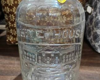 VINTAGE WHITE HOUSE VINEGAR GLASS JAR