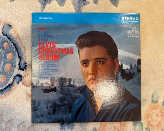 Elvis Presley - "Elvis' Christmas Album" / LSP-1951(e)