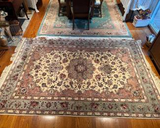 Hand-knotted Persian Tabriz Wool Rug (108"L x 72"W)