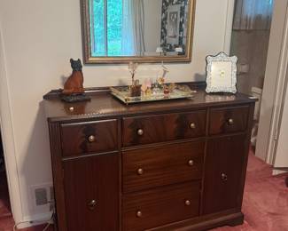 Buffalo Mahogany 5 Drawer / 2 Door Chest of Drawers (50"W x 18"D x 39"H)
