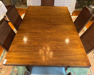 HUnited Furniture MCM Rectangular Dining Table (40"W x 30"H x 62"L & 2 Leaves 18" each) & United Furniture Dining Chairs (2 Armchairs & 4 Side Chairs)
