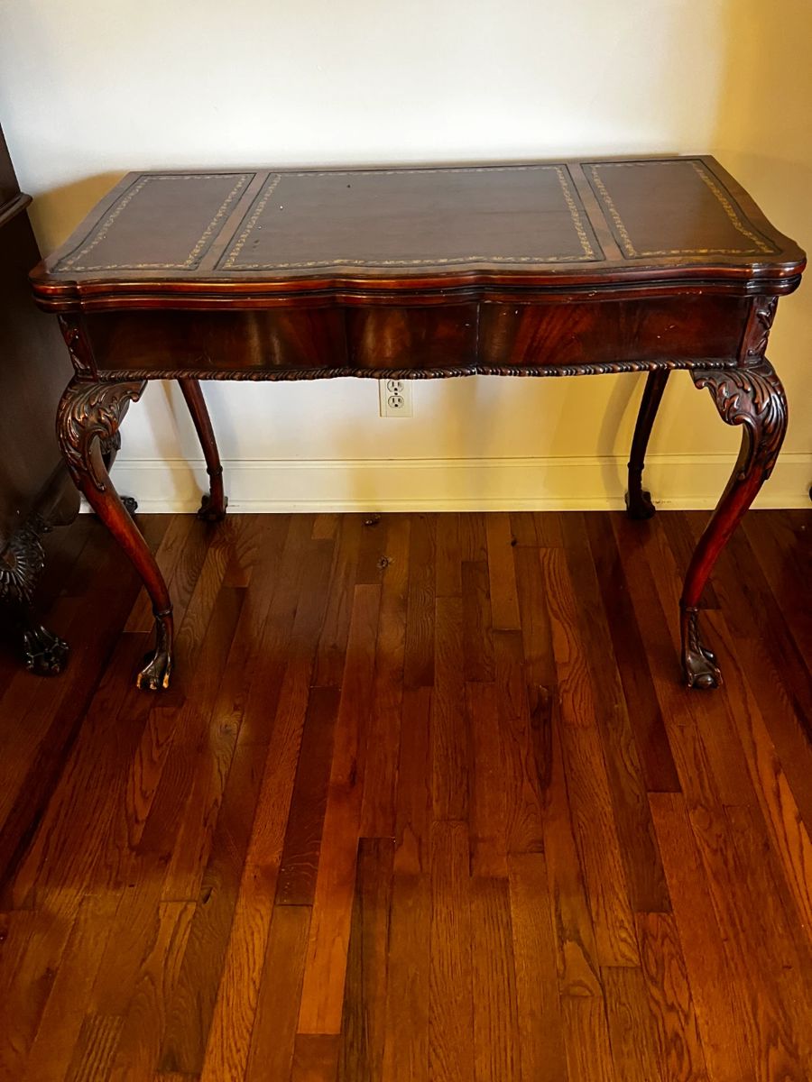 #9	game/ dining table with claw feet leather top pull out legs to make it dining table has 3 leaves 20-96x40x30	 $200.00 			
