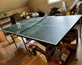 #72 ping pong table with net and paddles fold up $25.00