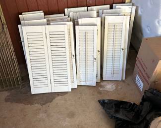 Shutters make offer for all or 3.00 per set