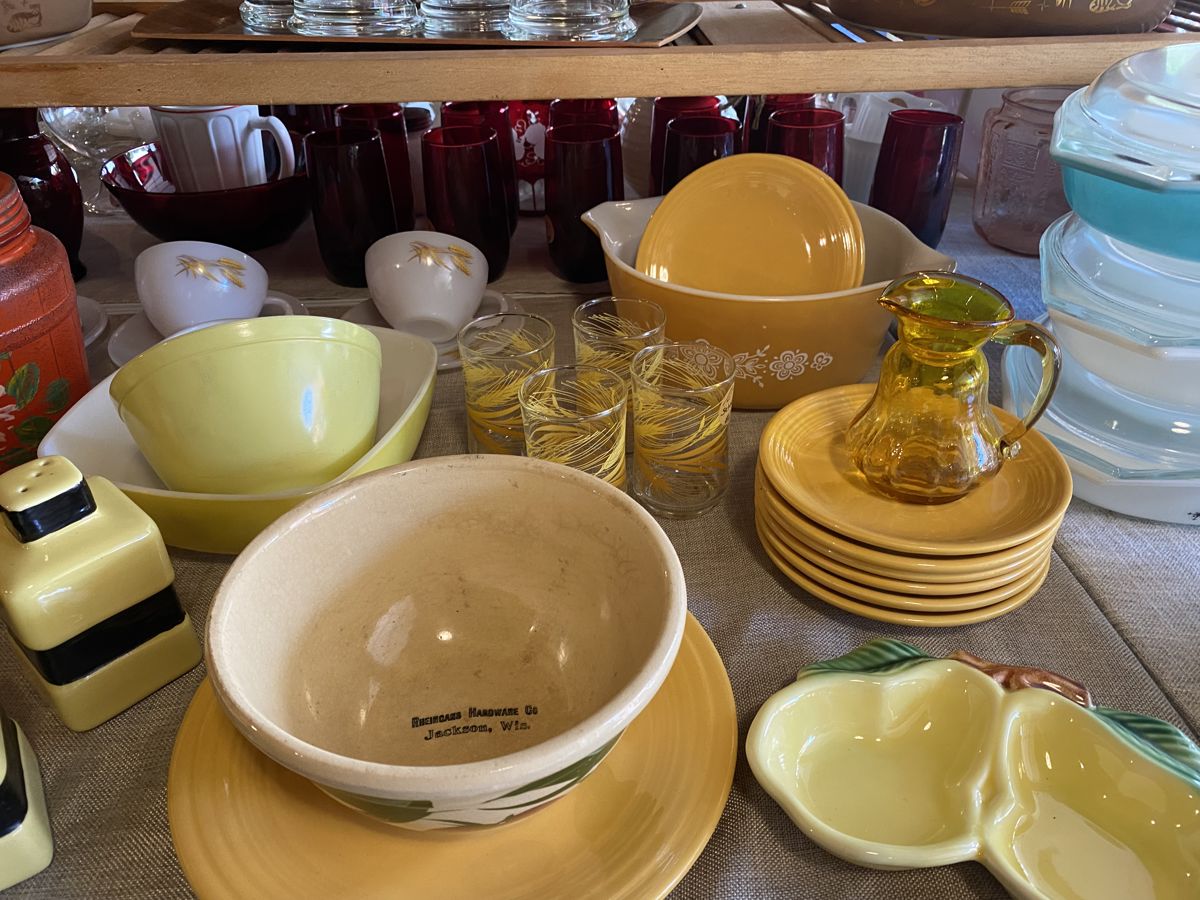 Pyrex & fiesta