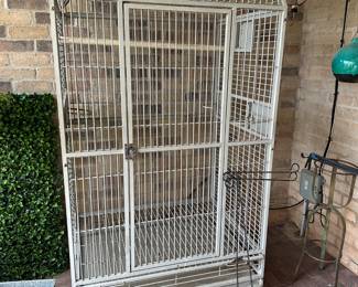 Bird cage for larger birds