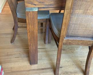 Drexel Woodbriar: Dining Table & 6 Chairs, 2 Leave