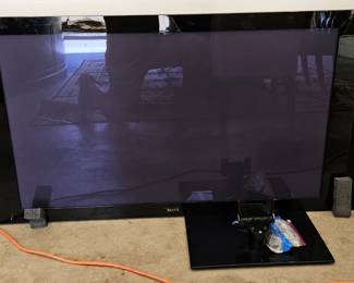 Elite plasma TV with speakers