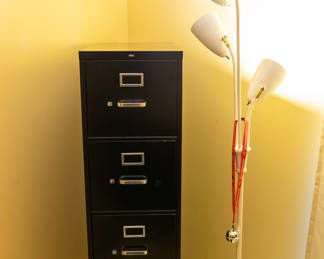 Filing cabinet and lamp 20.00