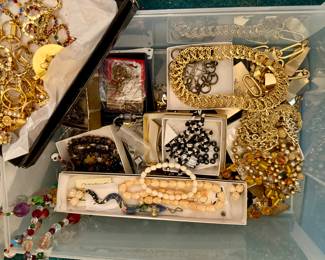 Loads of vintage jewelry to look through