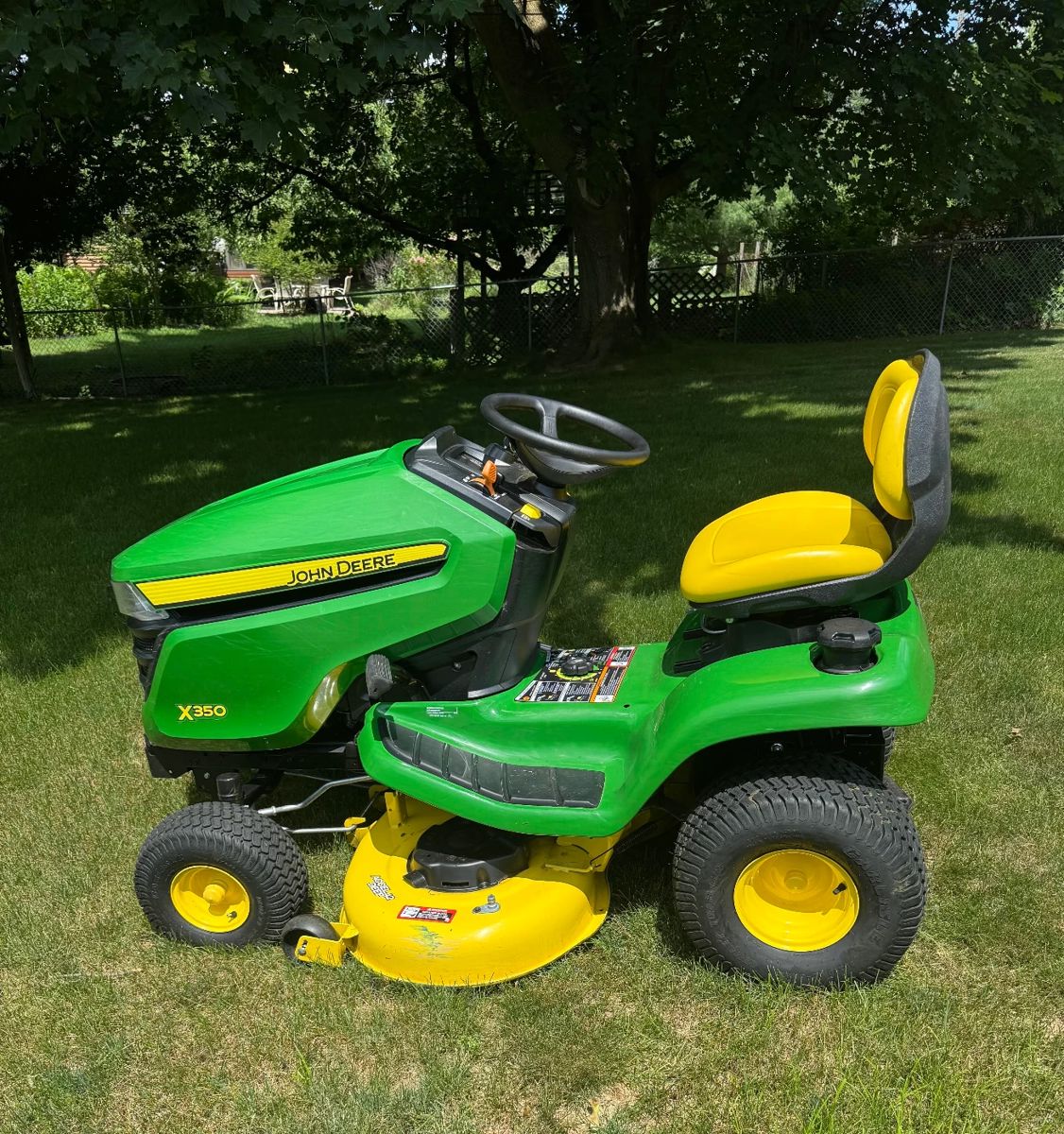 John Deere X350 Tractor
