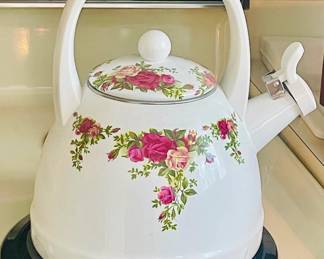 Royal Albert Roses Tea Kettle