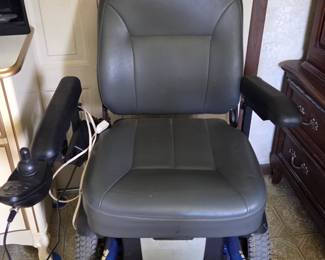 AVAILABLE FOR PRESALE - Invacare Pronto M41 Power Wheelchair, works  $300