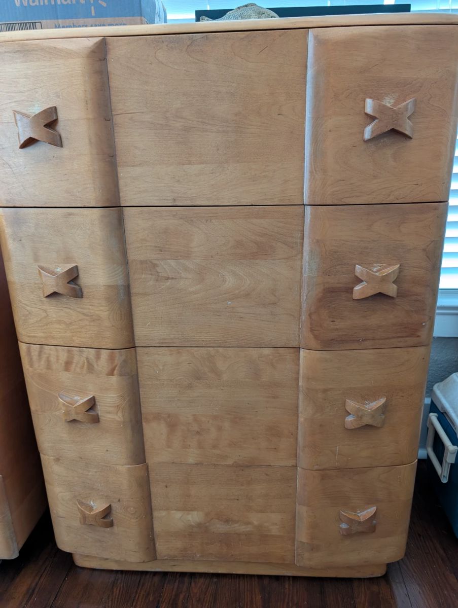 Heywood/ Wakefield Chest of drawers