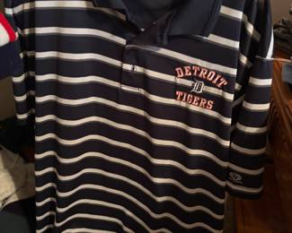 Detroit tigers shirt